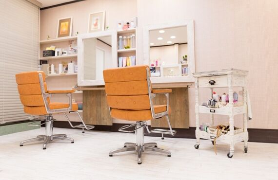 清潔な美容室の実現にお役立ていただける除菌剤です | 愛知で清掃に関する商品を販売する株式会社あずみ野産業